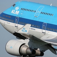 KLM  устроила твиттер-шоу для своих клиентов