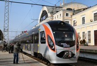 На скоростные поезда во Львов приостановлена продажа билетов